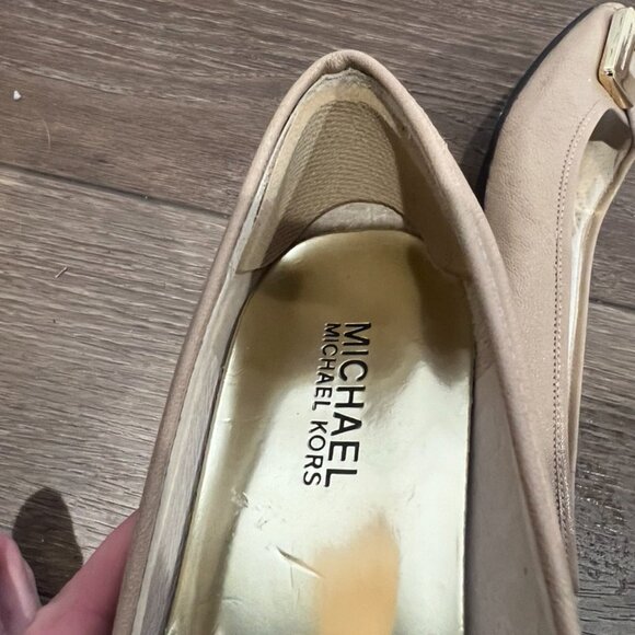 Michael Kors Beverly Demi-Wedge Leather Peep Toe Shoe Womens Sz 8, Nude, Gold - Picture 12 of 13